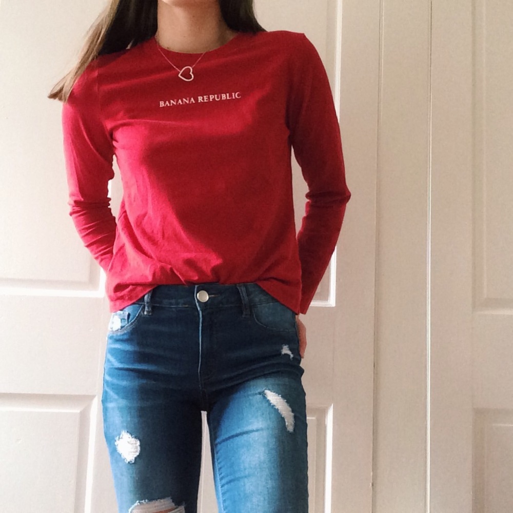 Banana Republic Red Long Sleeve T-Shirt - Picture 1 of 4